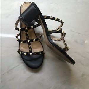 Black sandals with studs